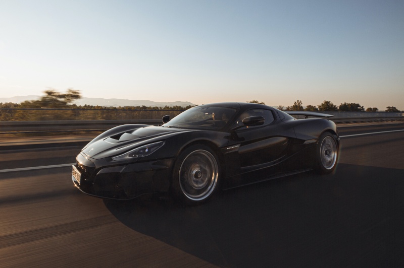 نيكو روزبرغ نيفيرا خارجي