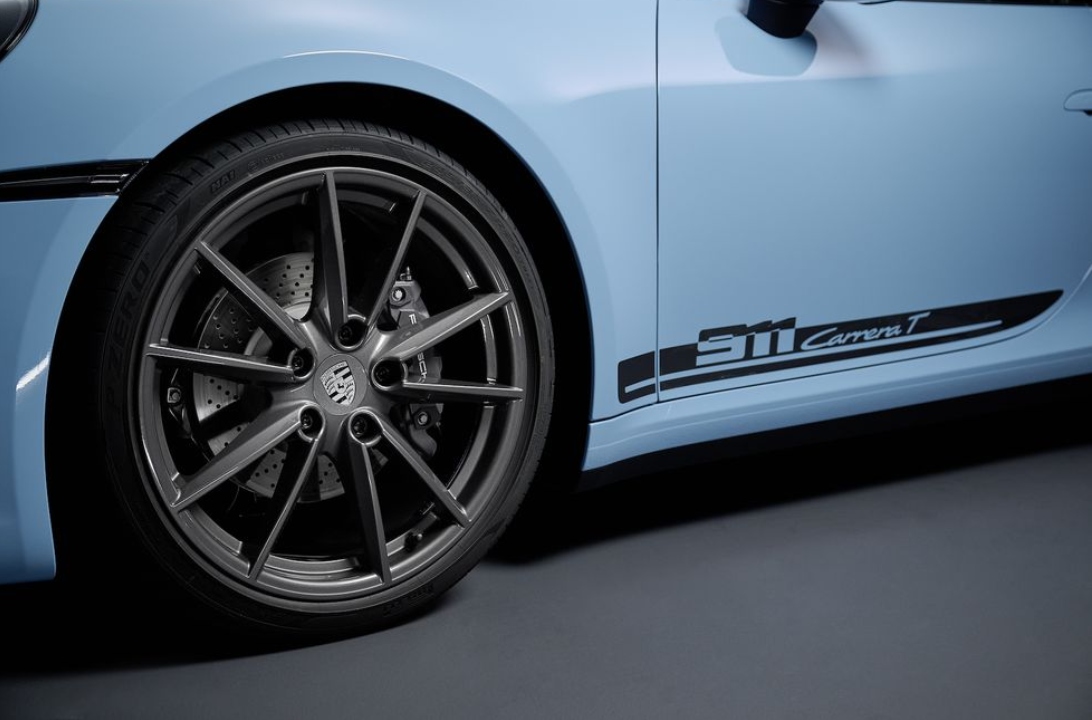 بورشه كاريرا تي (2)