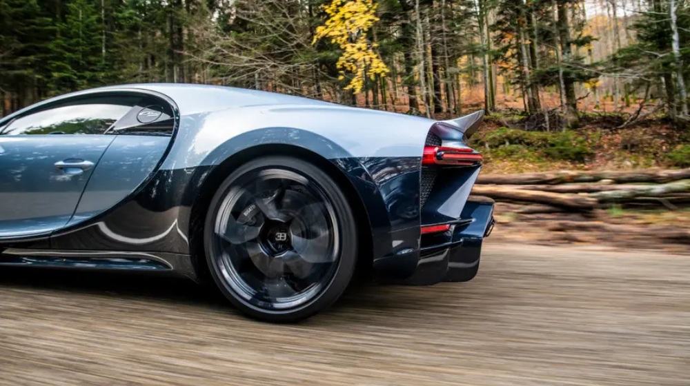 بوجاتي شيرون بروفيليه (2)