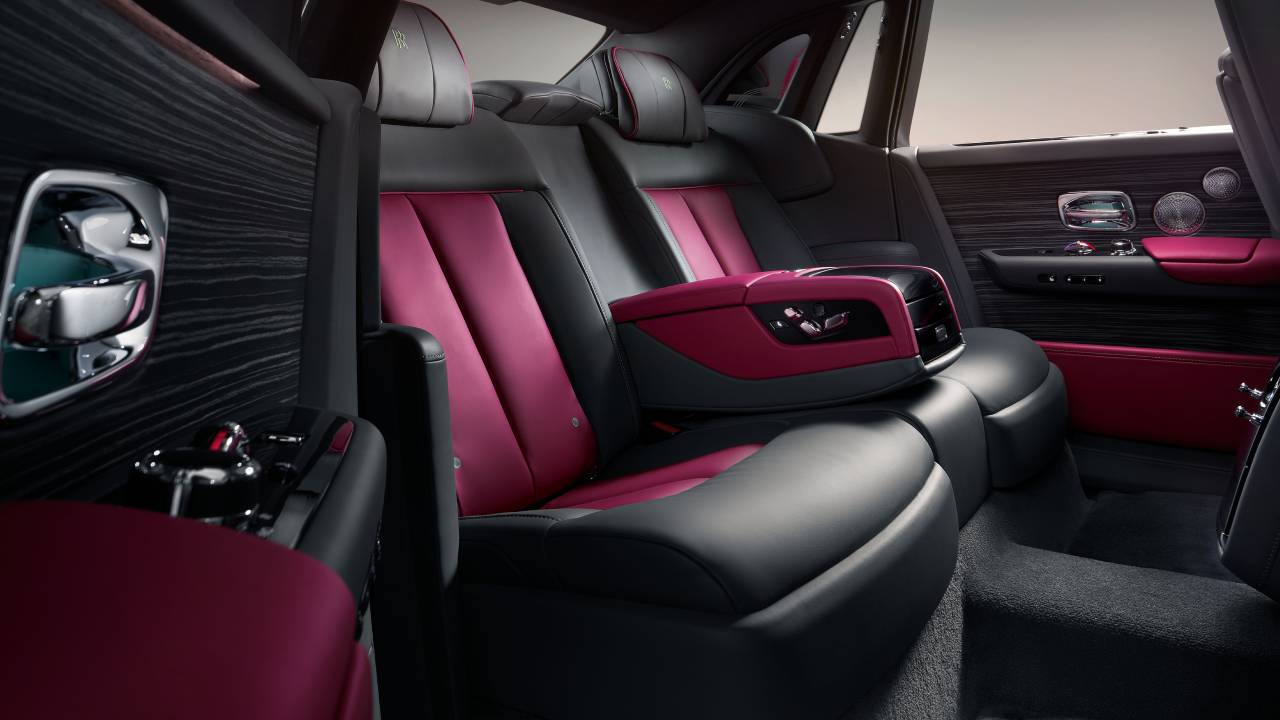 رولز رويس فانتوم السلسلة الثانية من الداخل