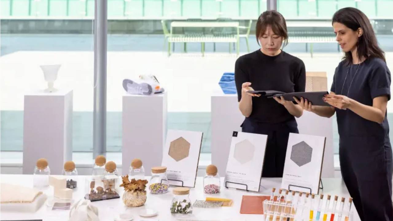 مختبر كيا اي في 6