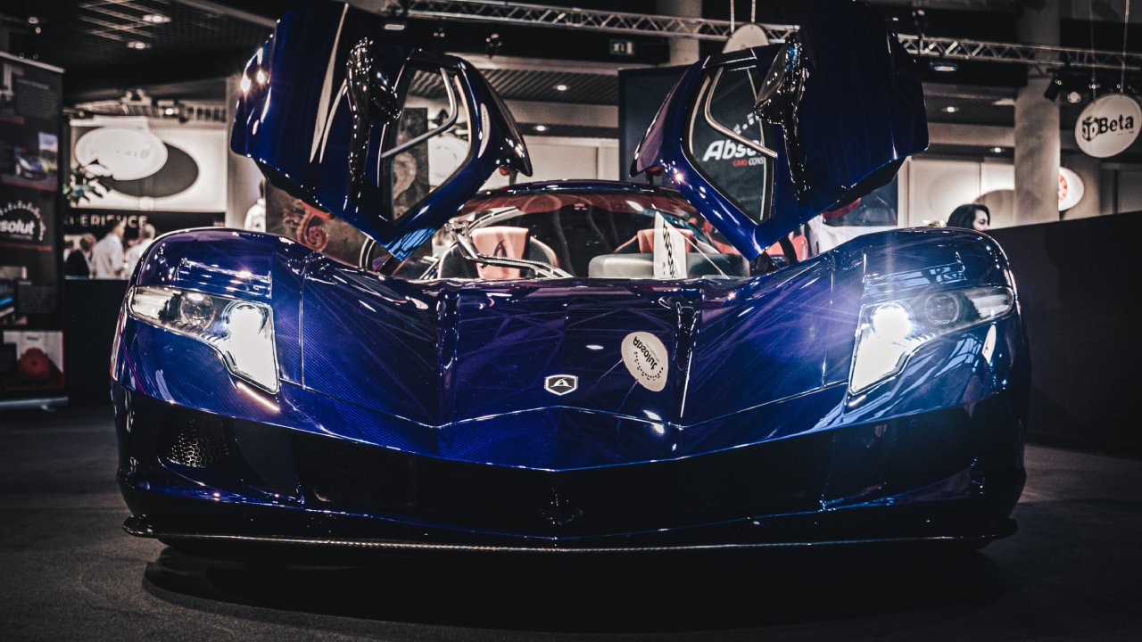 سيارة من المستقبل في معرض توب ماركيز موناكو