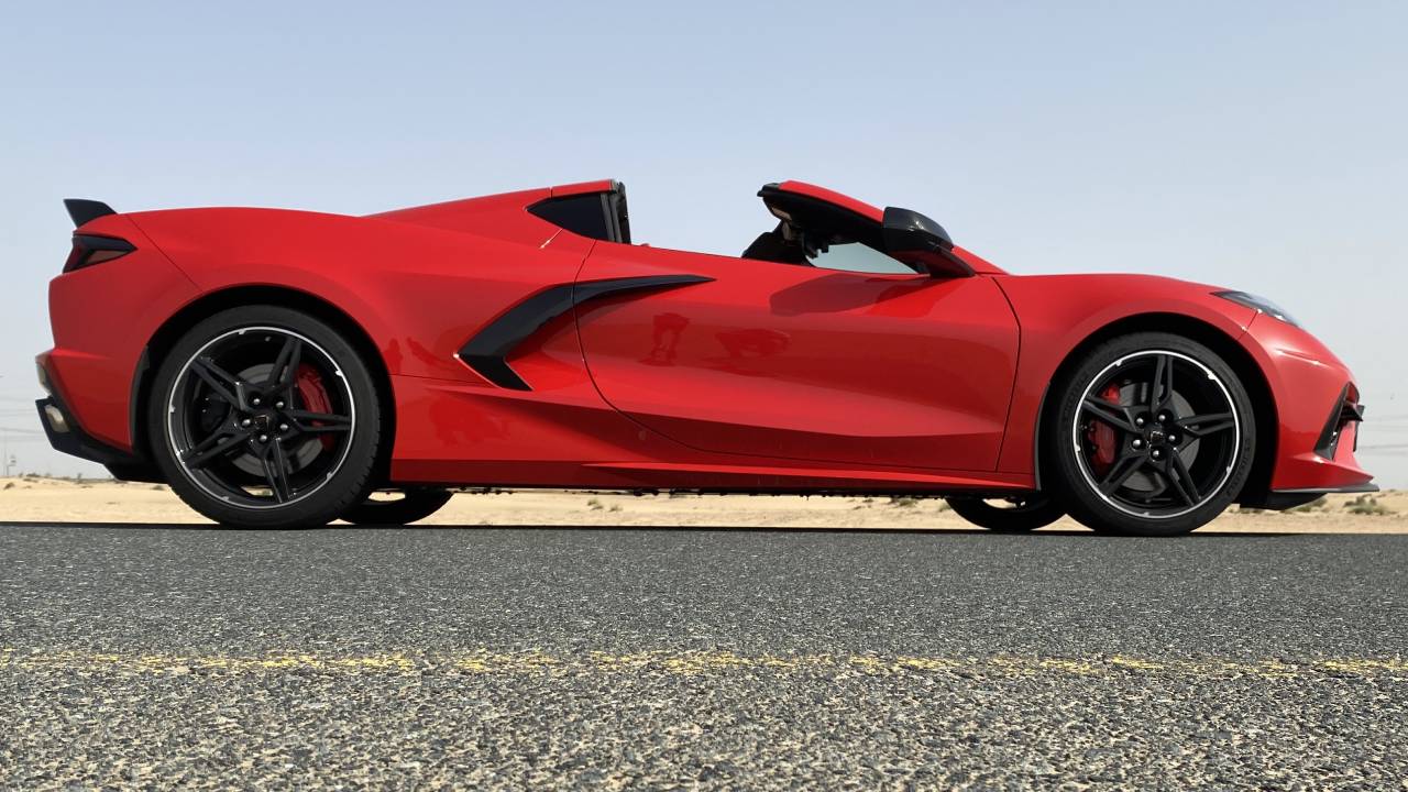 كورفيت سي 8 ستينغراي صورة خاصة تصميم ثوري