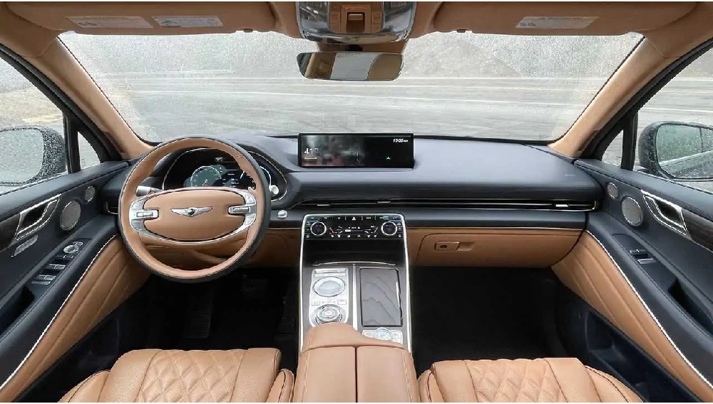 التصميم الداخلي جينيسيس جي في 80