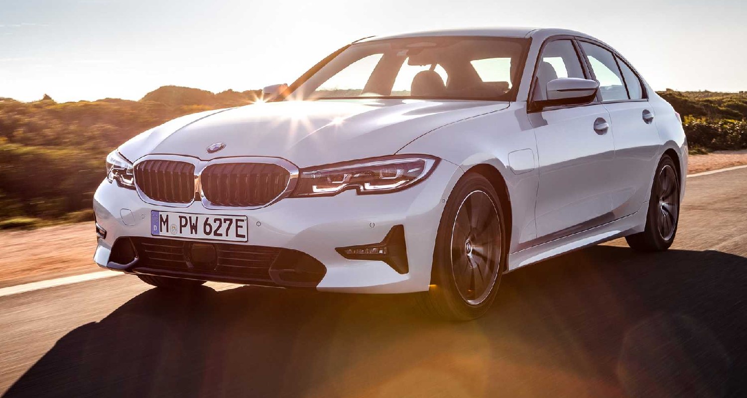 بي ام دبليو 330 اي هايبرد