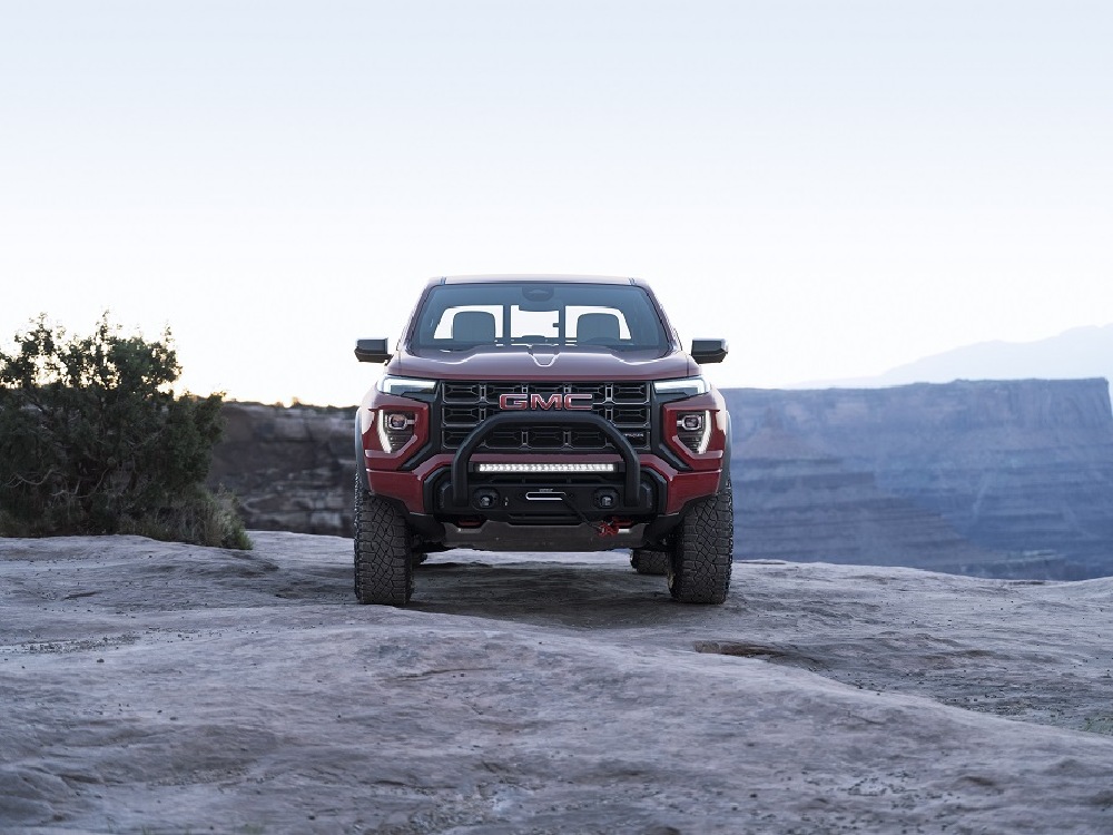 جي ام سي كانيون اي تي 4 اكس