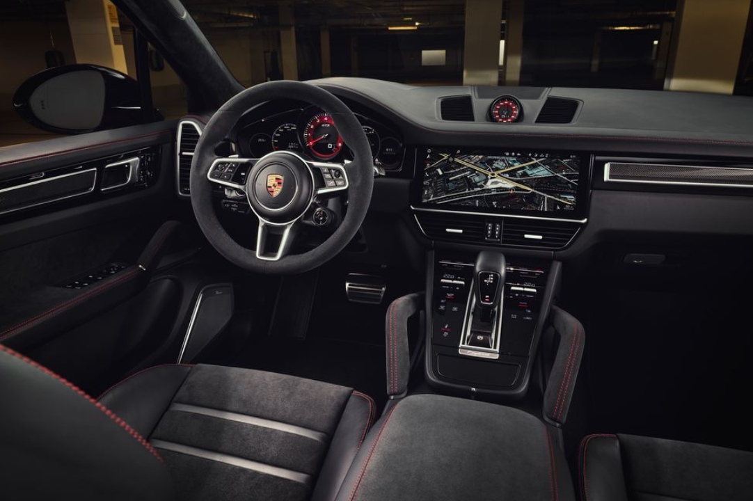 داخلية بورش كايين 2022