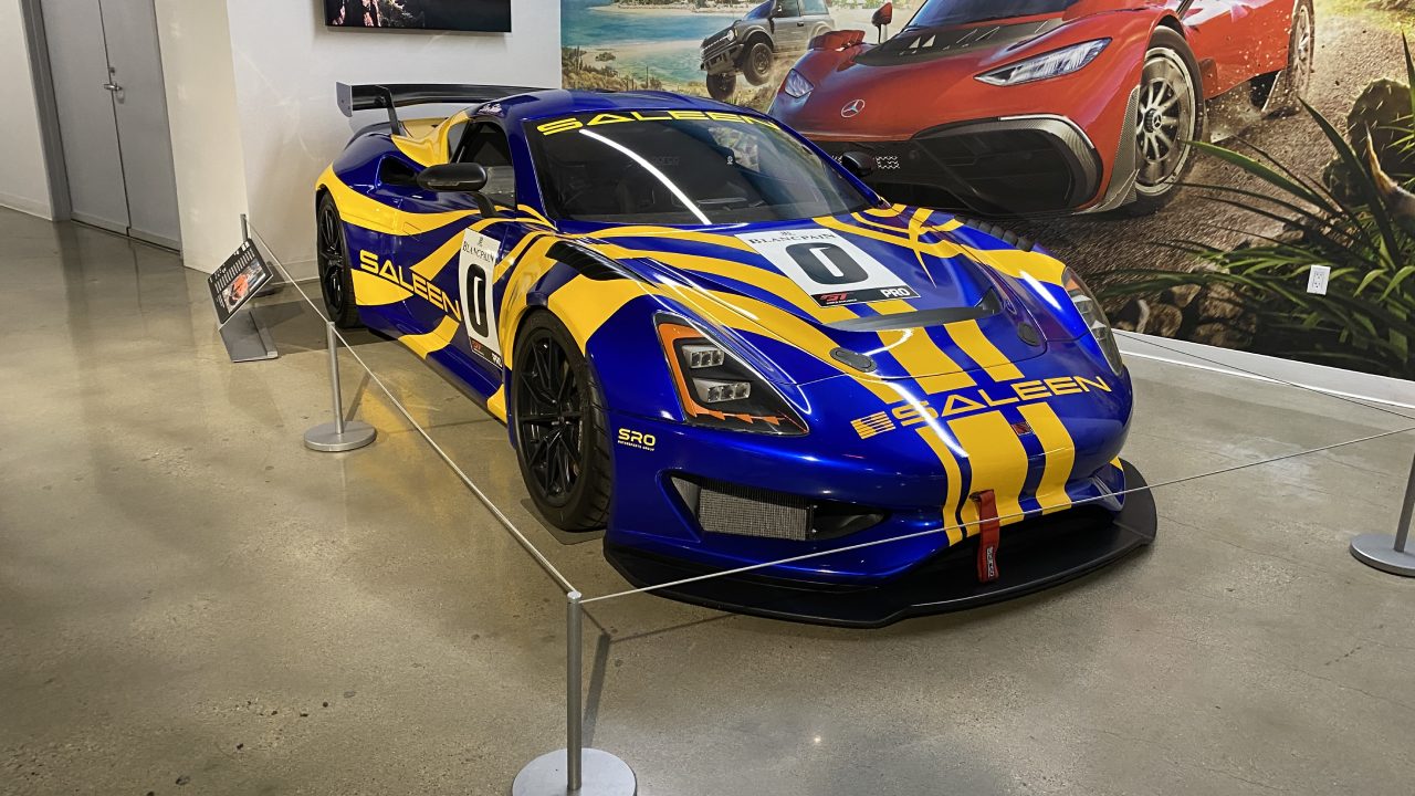 سيارة سالين