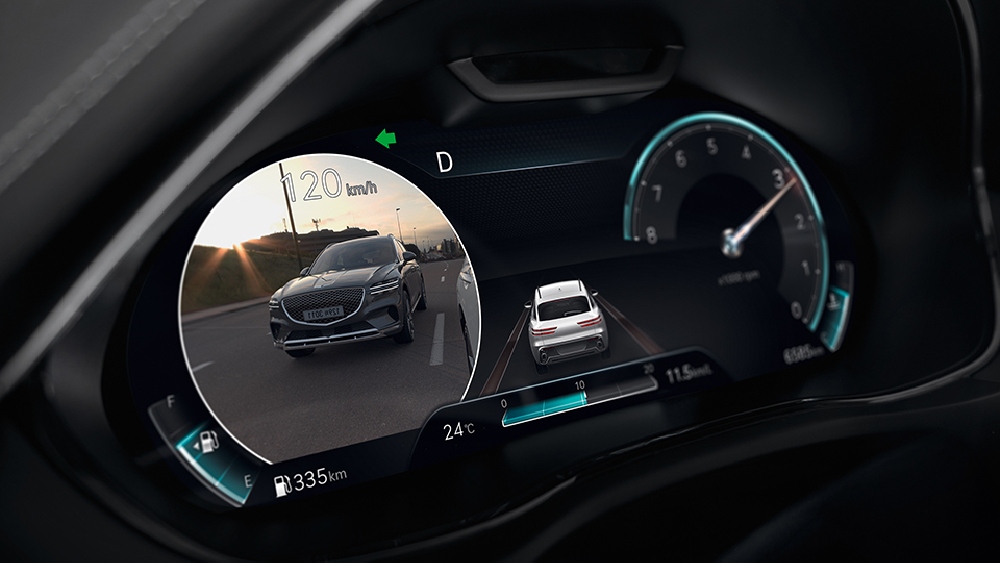 شاشة العدادات جينيسيس جي في 80