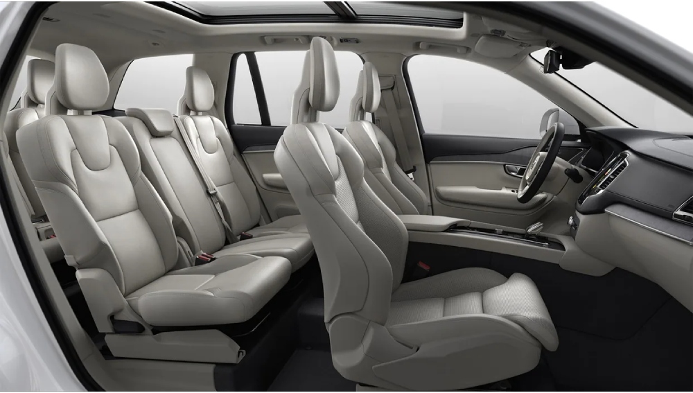 داخلية فولفو اكس سي 90