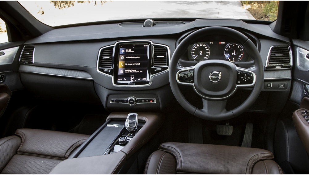 مقصورة فولفو اكس سي 90