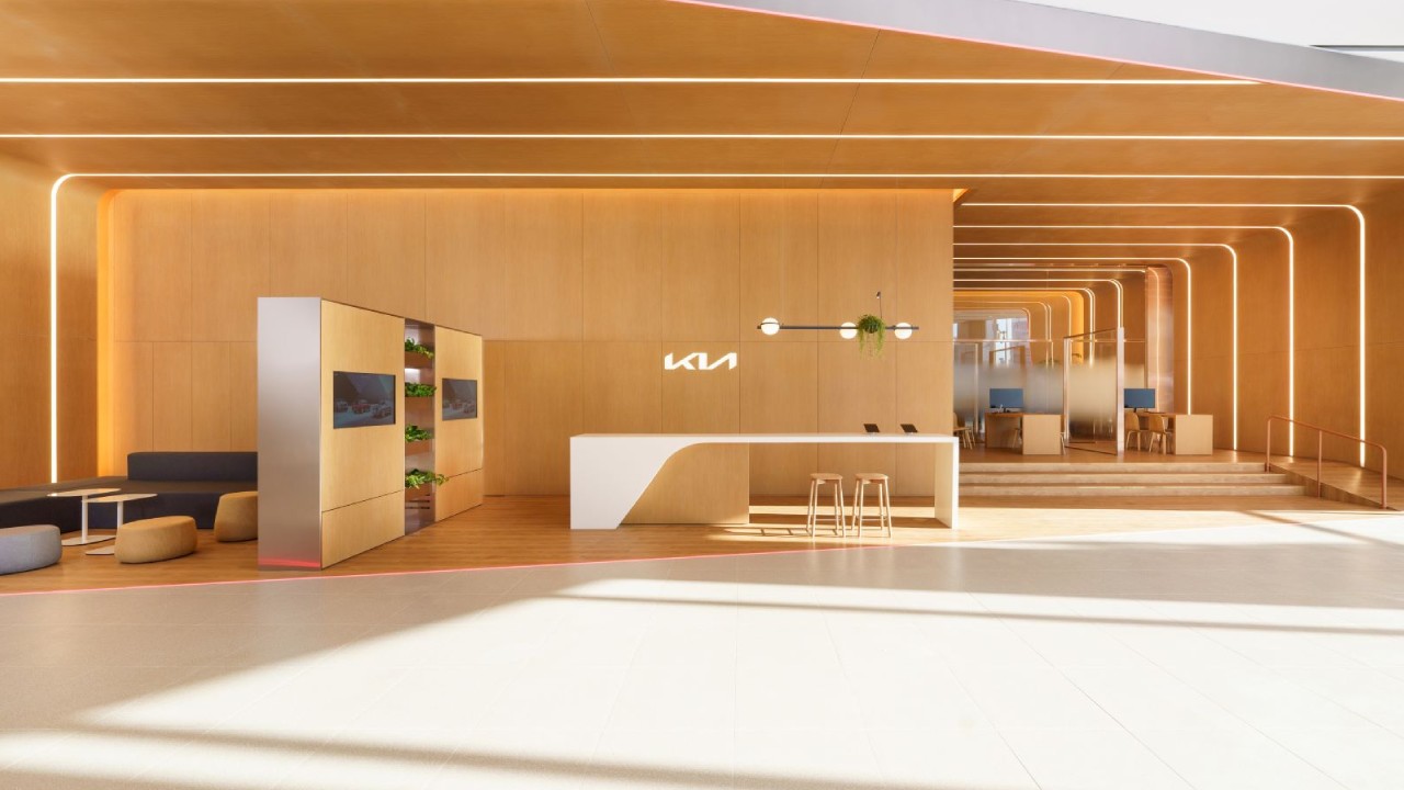 جزء من صالة عرض كيا الجديدة