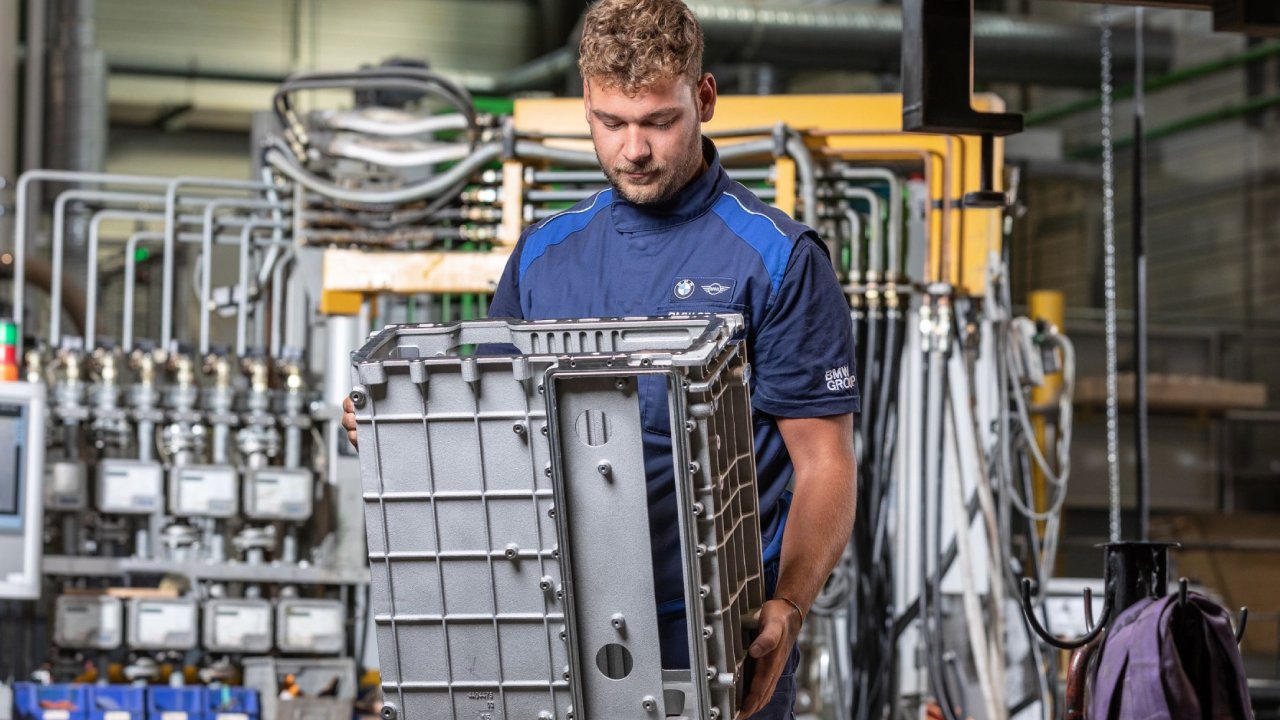 خلايا الوقود في ميونيخ بي ام دبليو