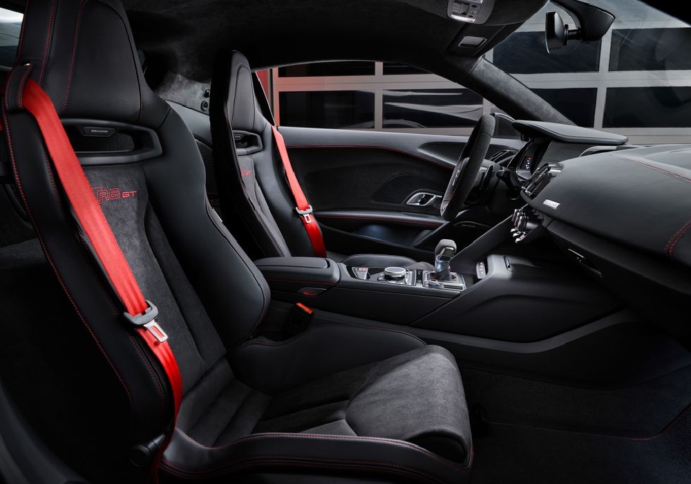 اودي ار 8 جي تي (1)