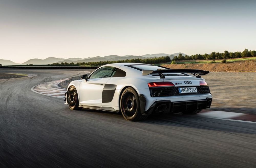 اودي ار 8 جي تي