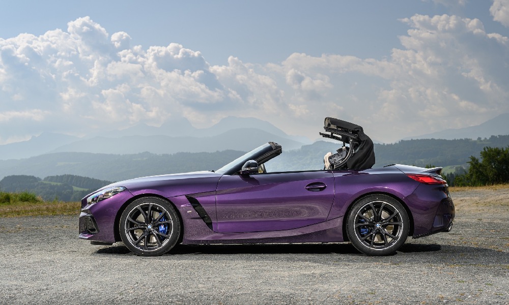 بي ام دبليو زد 4 2023