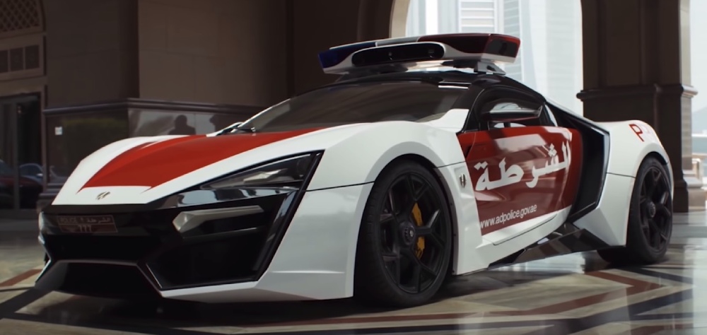 لايكان هايبر سبورت شرطة أبو ظبي