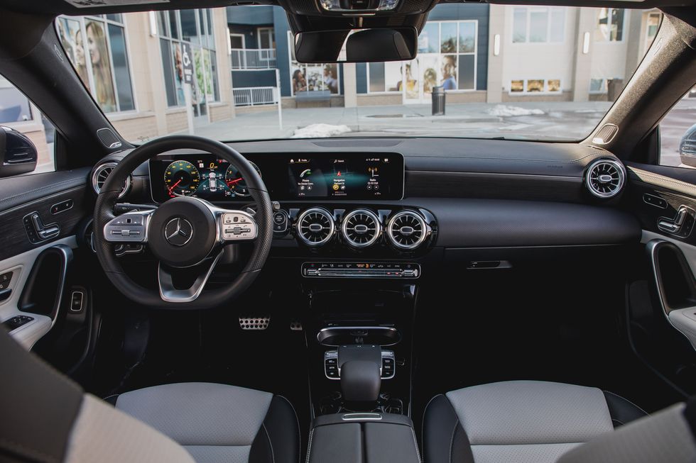 مرسيدس cla من الداخل