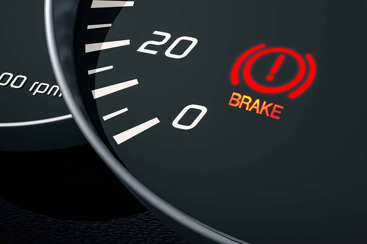 علامات التحذير في طبلون السيارة