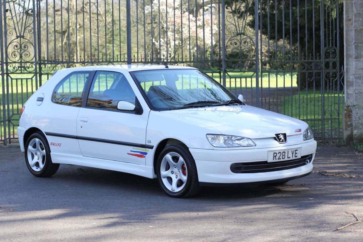 سيارات كلاسيكية