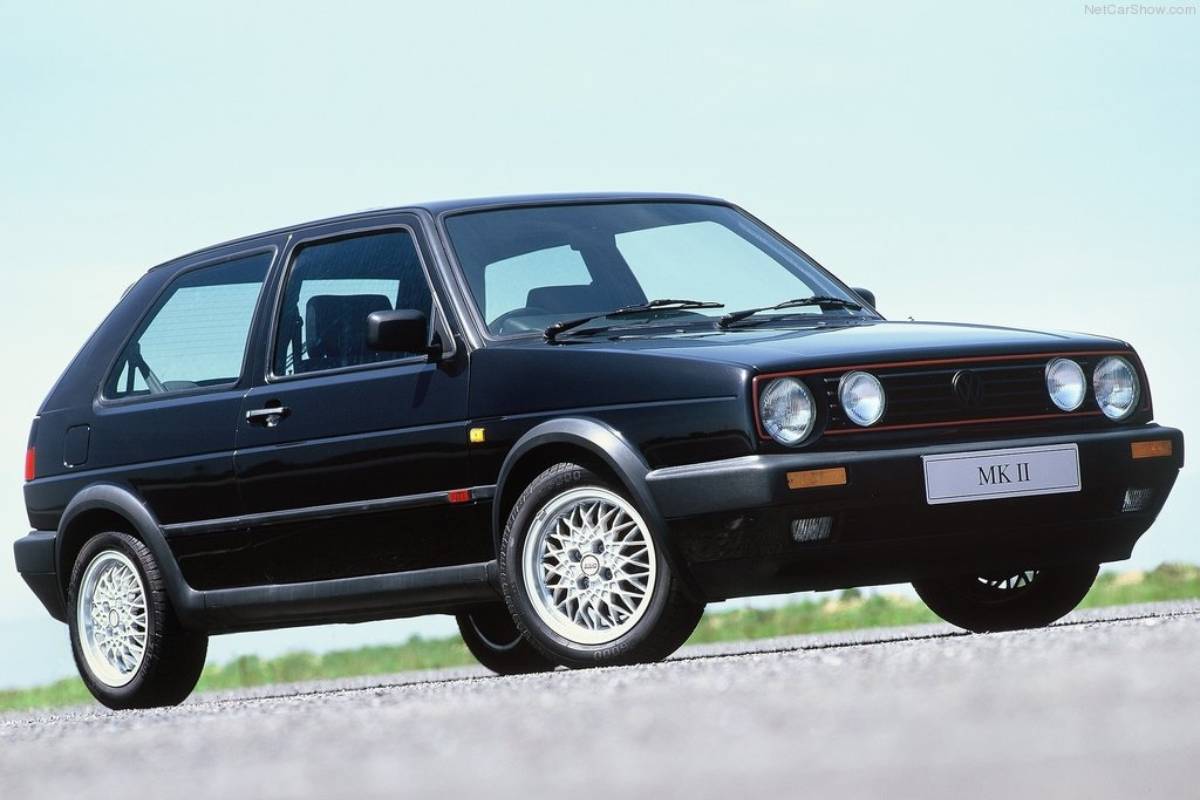 سيارات كلاسيكية