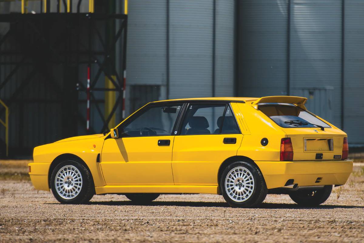 سيارات كلاسيكية