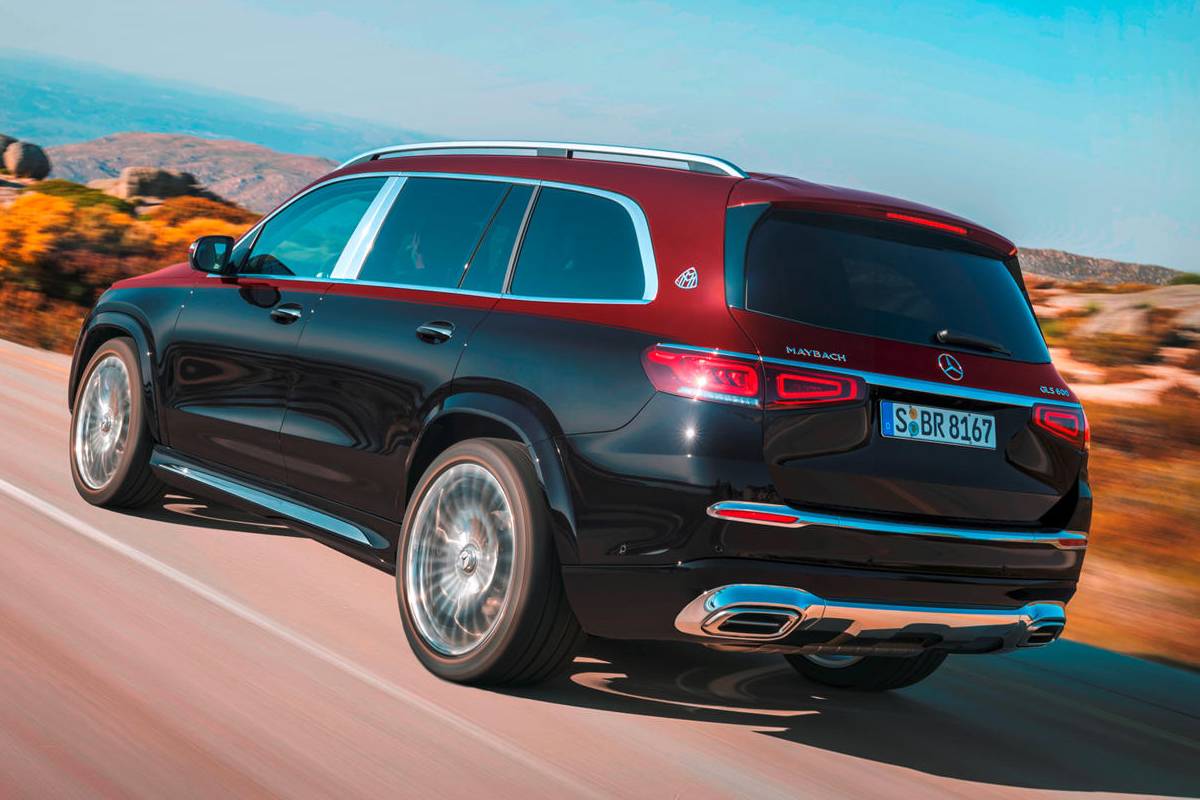 مقارنة سيارات