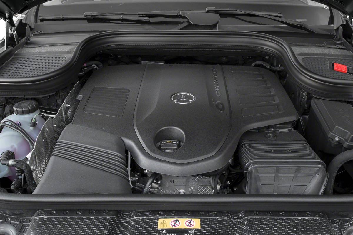 مقارنة سيارات