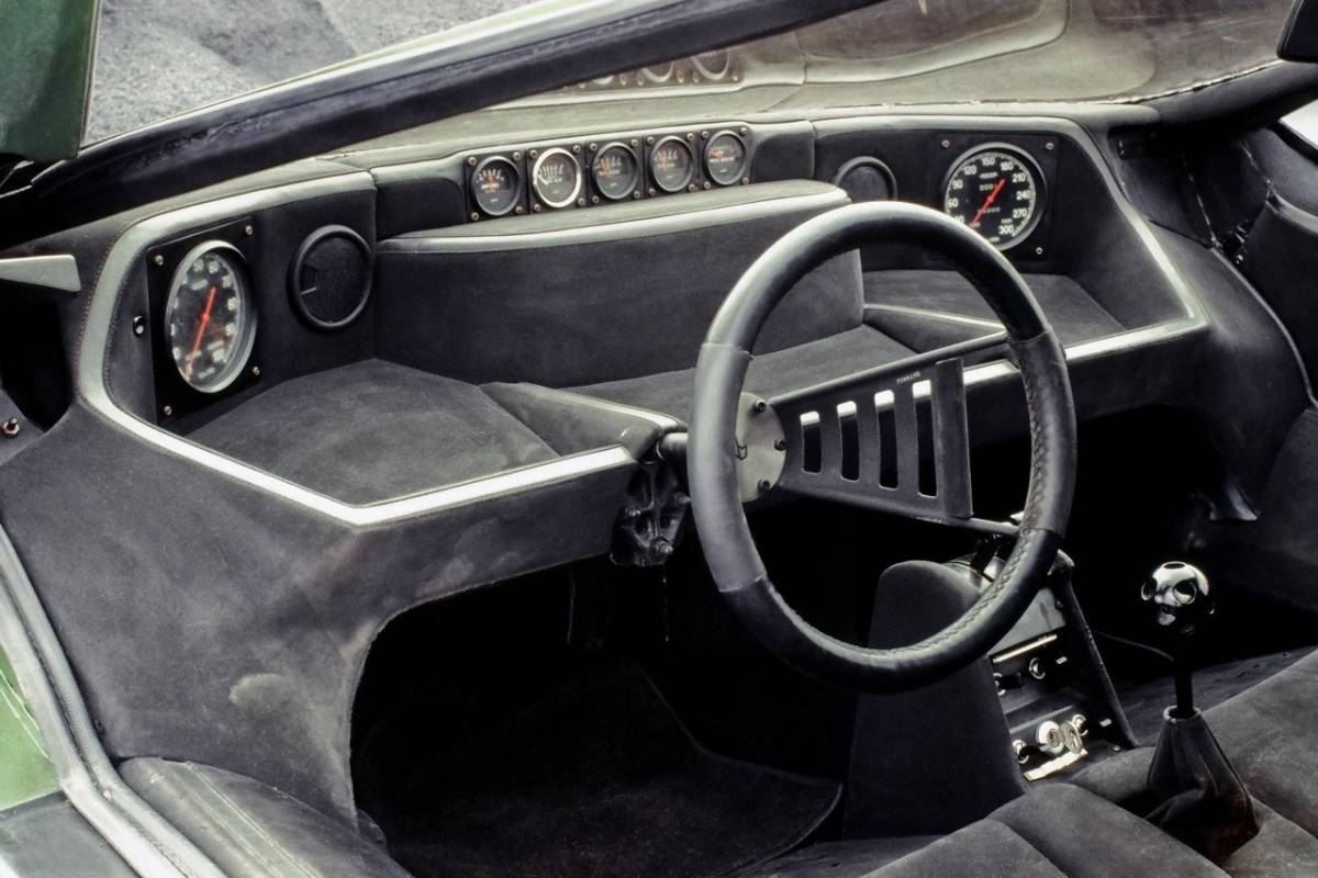 سيارات نموذجية