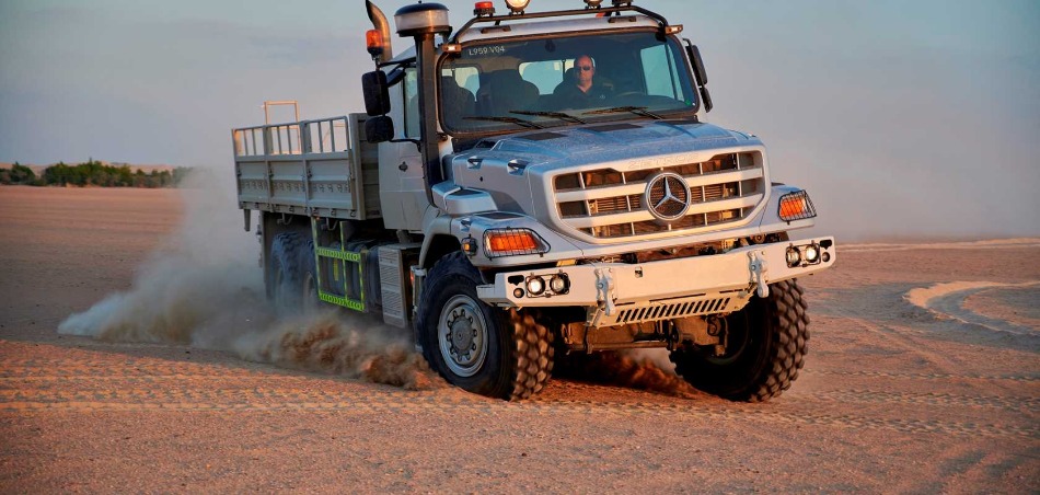 شاحنة مرسيدس