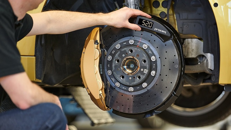 فرامل السيارة