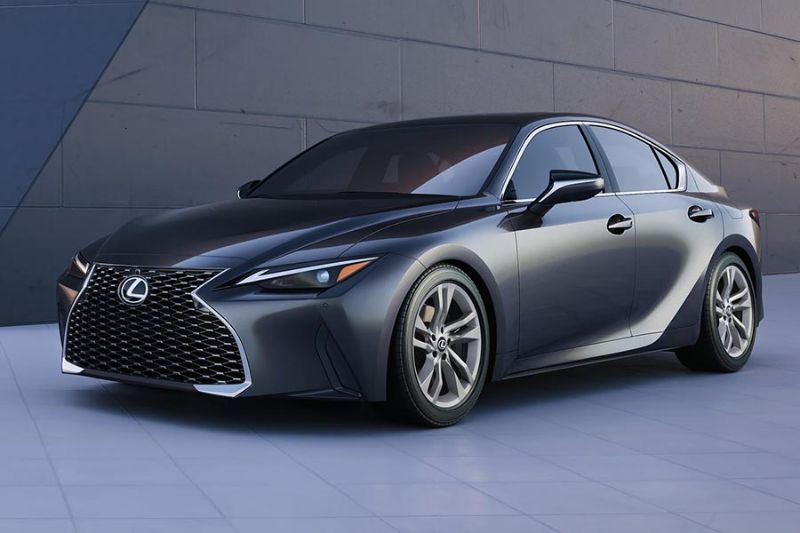 سيارة لكسيس