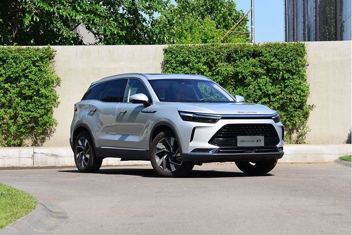 سياره baic
