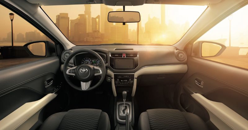 تويوتا راش 2023 التصميم الداخلي