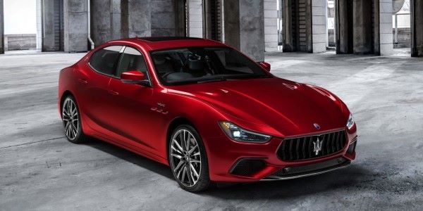 سيارة مازيراتي جيبلي