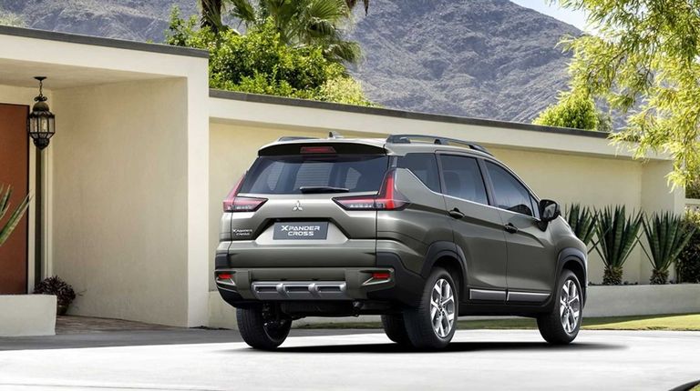 سيارة ميتسوبيشي اكسباندر 2023 بديلة ميتسوبيشي اكسباندر كروس 2023