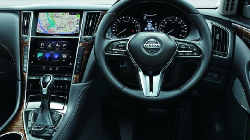 نيسان سكاي لاين 2022 التصميم الداخلي
