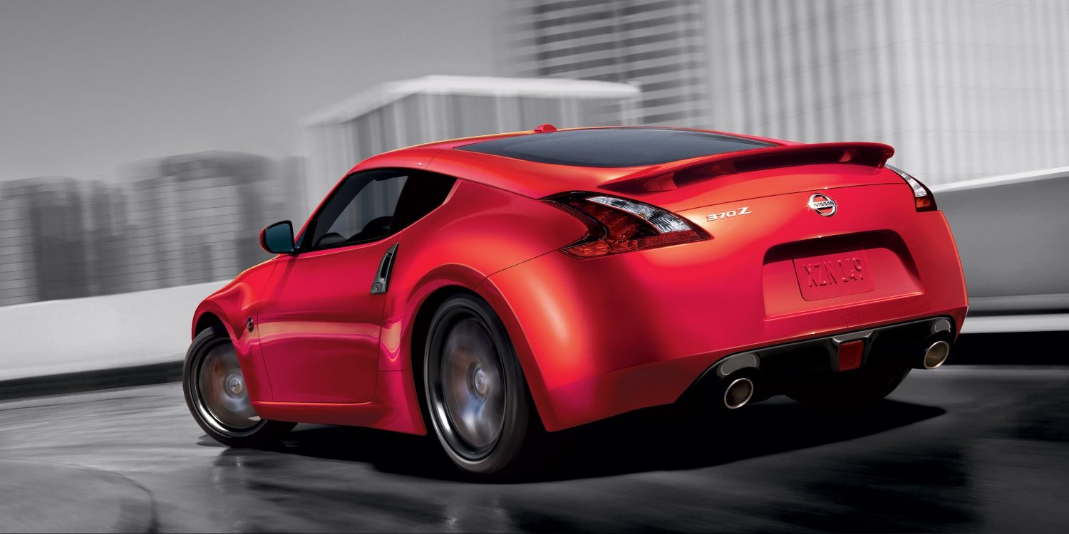نيسان 370z