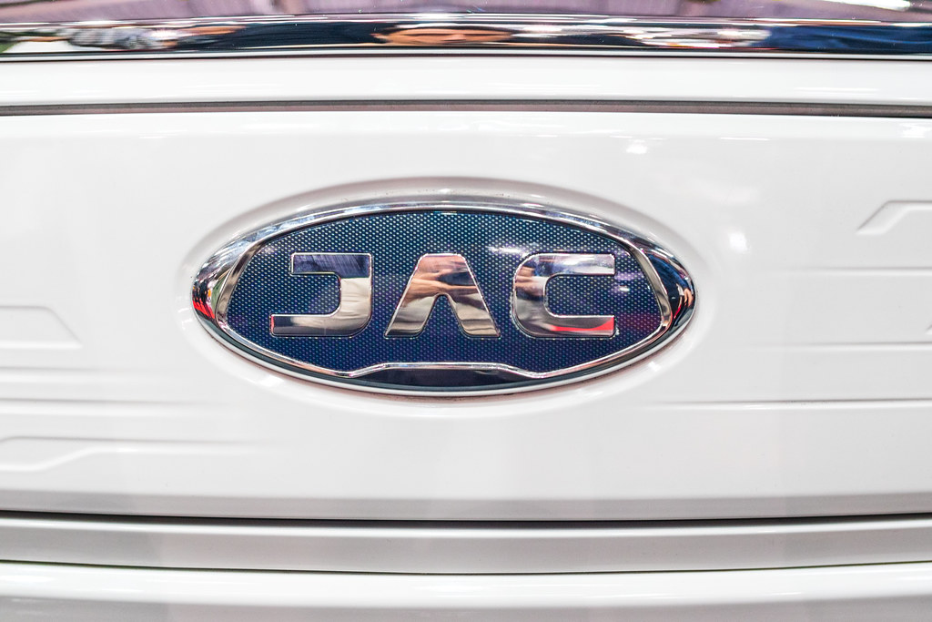 شعارات شركات السيارات جي ايه سي