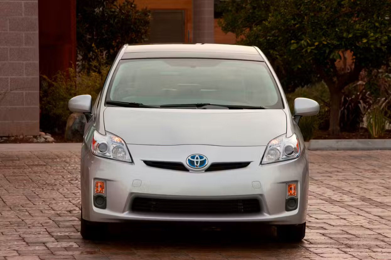 تويوتا بريوس