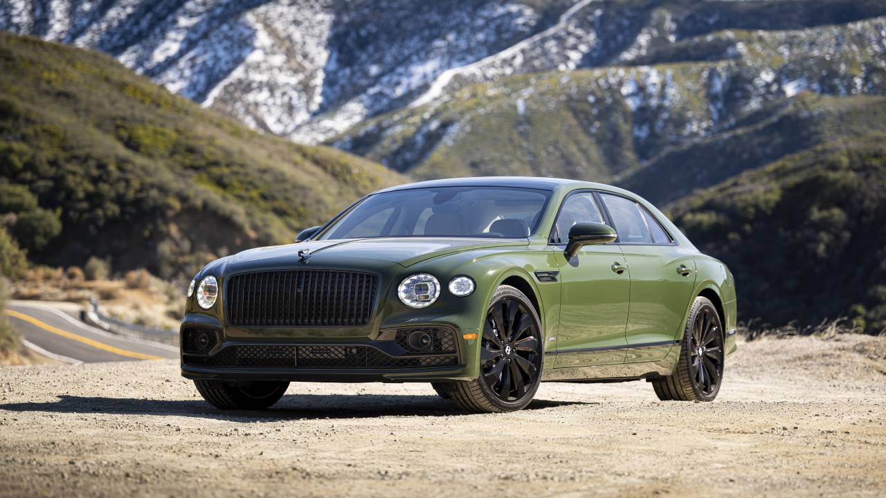 بنتلي فلاينج سبير في بيفرلي هيلز