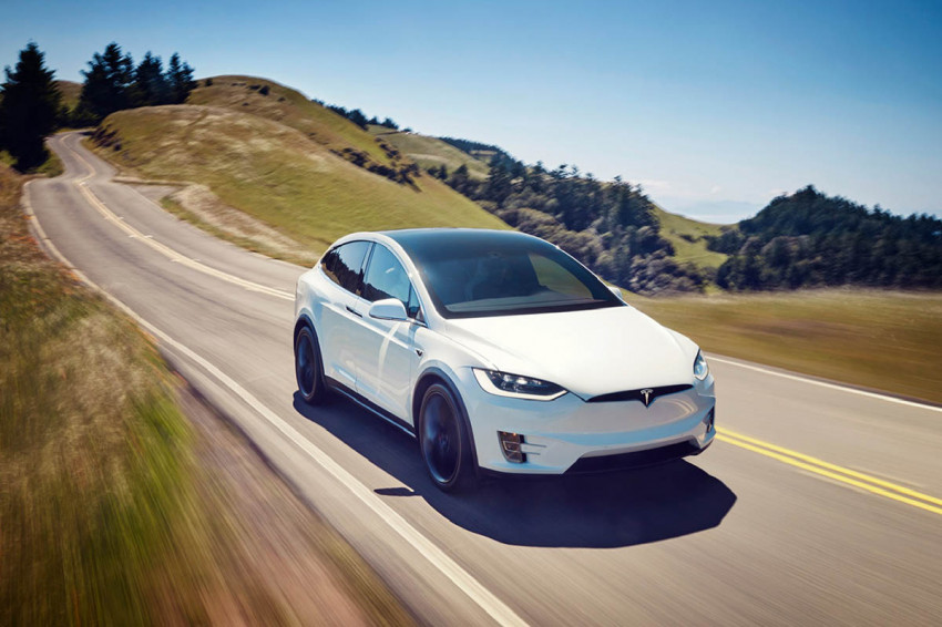 تسلا موديل X