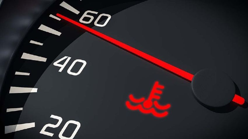 علامة الحرارة في السيارة