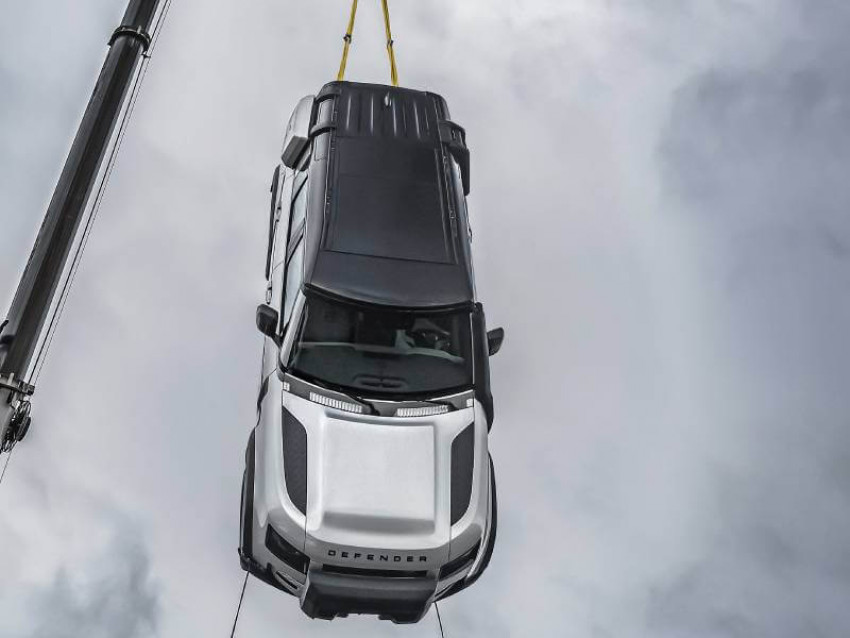 لاندروفر ديفندر