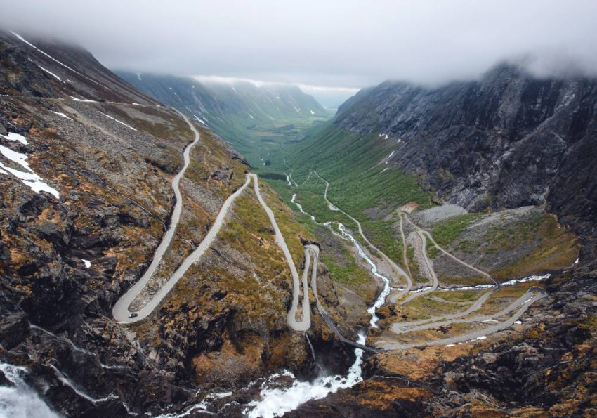 لاند روڤر والجمعية الجغرافية