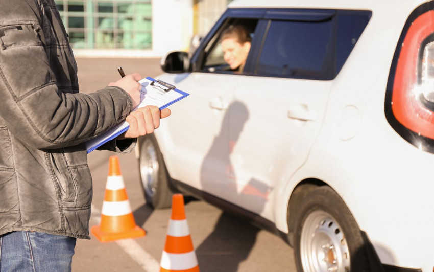 شركة الامارات لتعليم قيادة السيارات