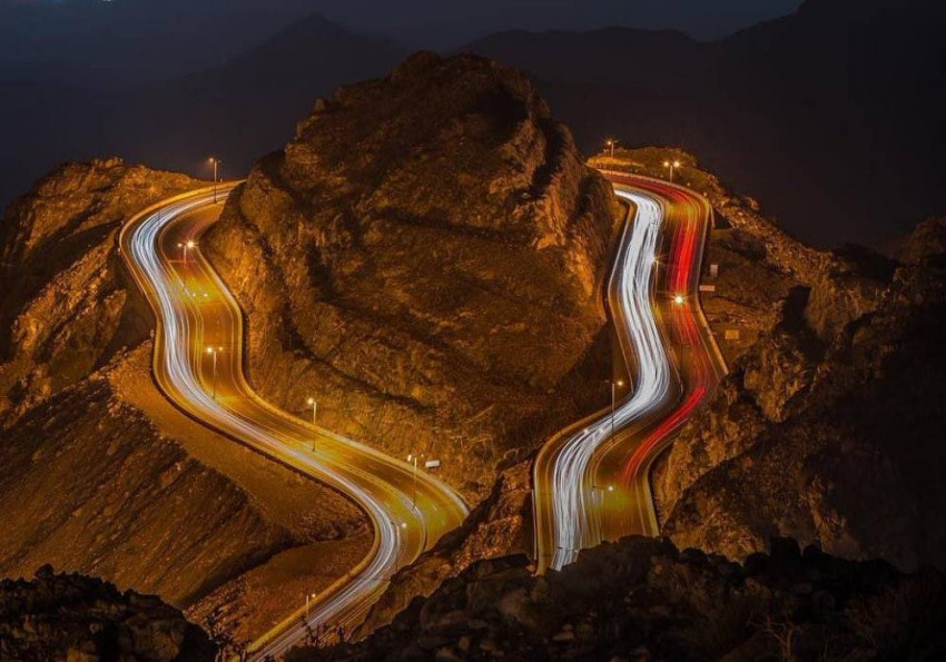 طريق الهدا.. الطريق الحلزونية المقصودة من محبي السيارات في السعودية صورة 1