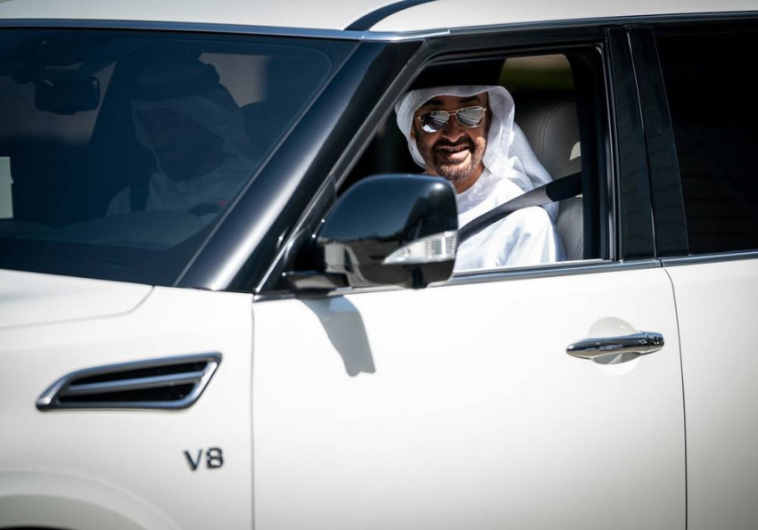 اروع سيارات الشيخ محمد بن زايد بن سلطان آل نهيان صورة 1