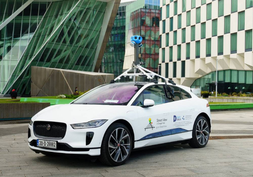 جاكوار لاند روڤر وغوغل يقيسان جودة هواء دبلن باستخدام سيارة I-PACE الكهربائية  صورة 1