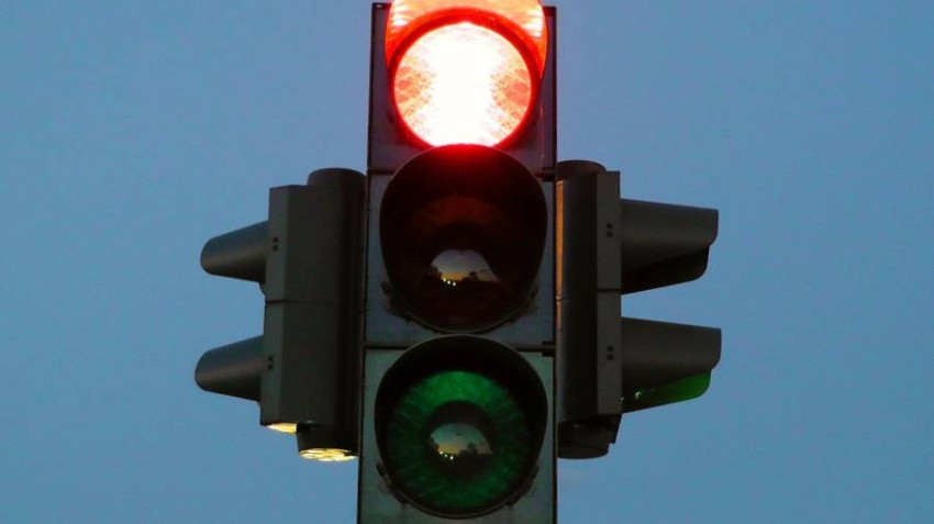 مخالفة قطع الاشارة